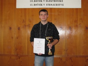 01 Ján Segiňák - víťaz celoštátneho kola súťaže ZENIT v elektronike 2012